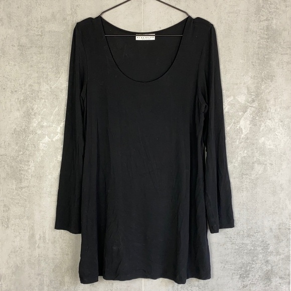 Bryn Walker long sleeve tunic tee - Picture 2 of 5